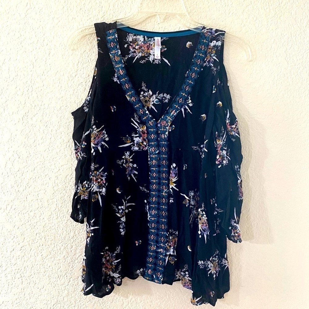 Xhilaration Top Large Black Floral Cold Shoulder Embroidered Boho Babydoll‎